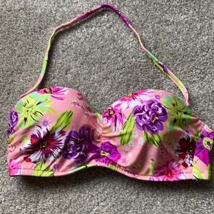 Victoria’s Secret bikini top